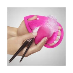 Beautyblender Keep.it.clean -Cerave Shop Beautyblender keep it clean 20468 Model Brushes Background 1500x1500 1